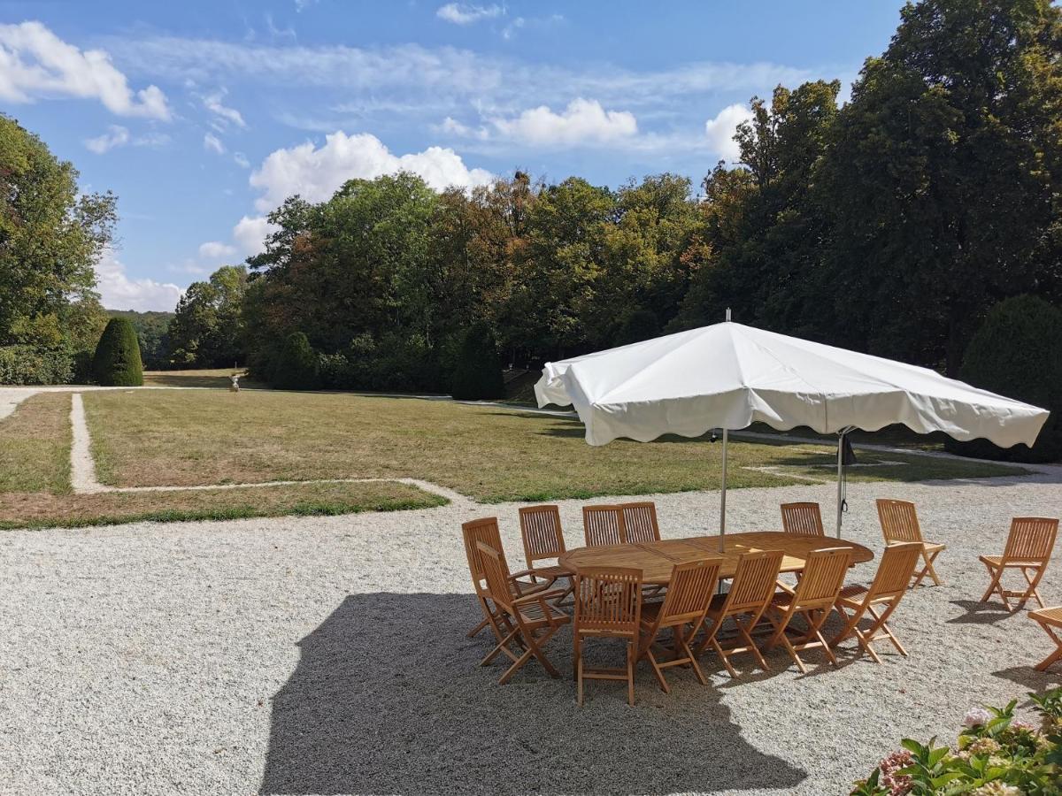 Chateau Des Barres Sainpuits Extérieur photo